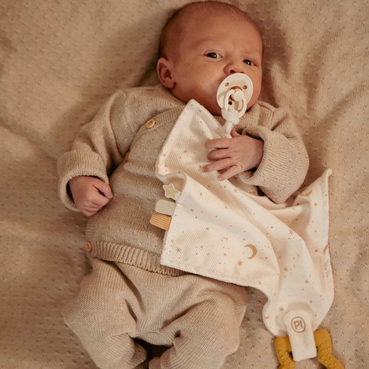 Doudou avec jouet de dentition Newborn (Little Dutch) - Image 1