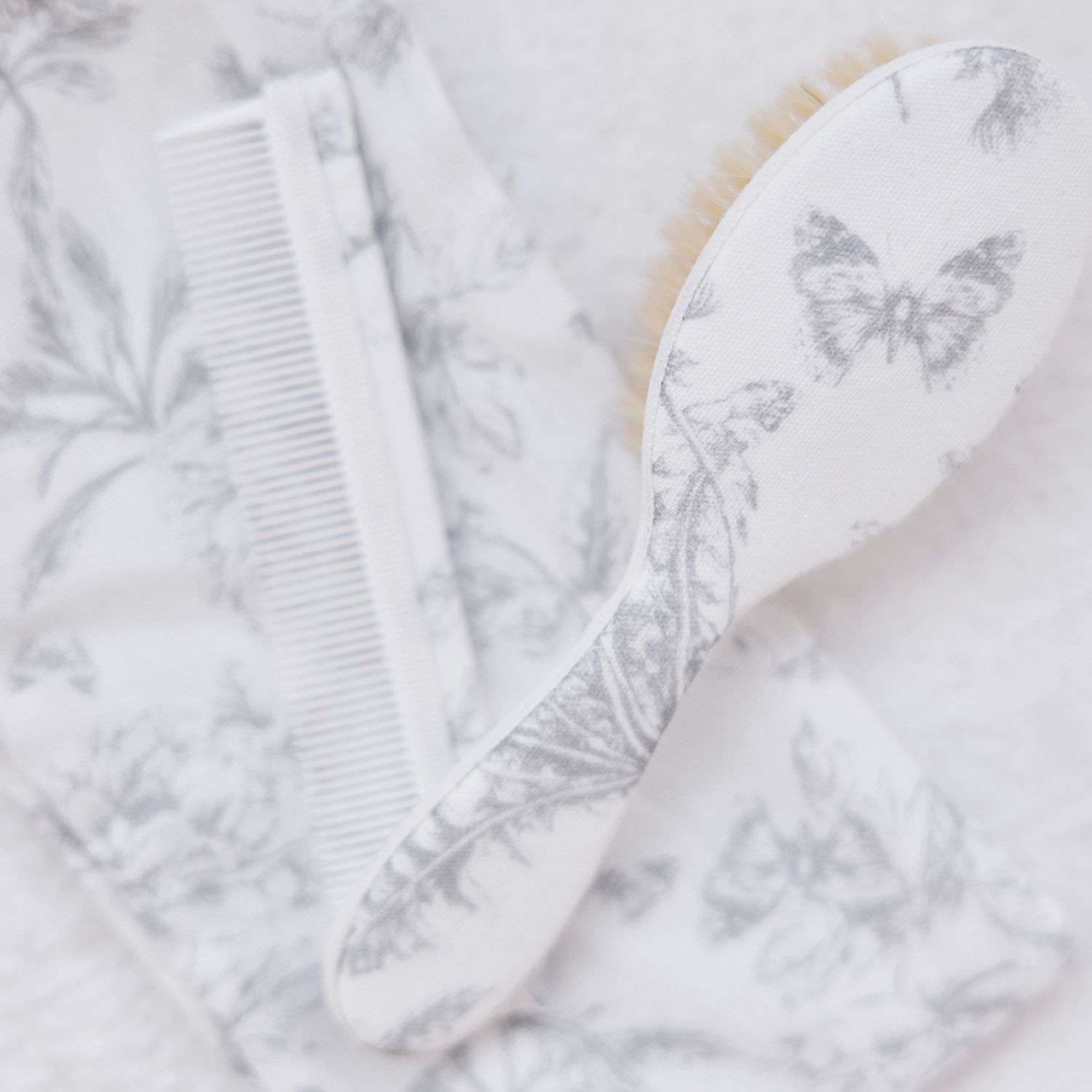 Brosse et peigne imprimé inspiration Toile de Jouy gris (Tartine et Chocolat) - Image 4
